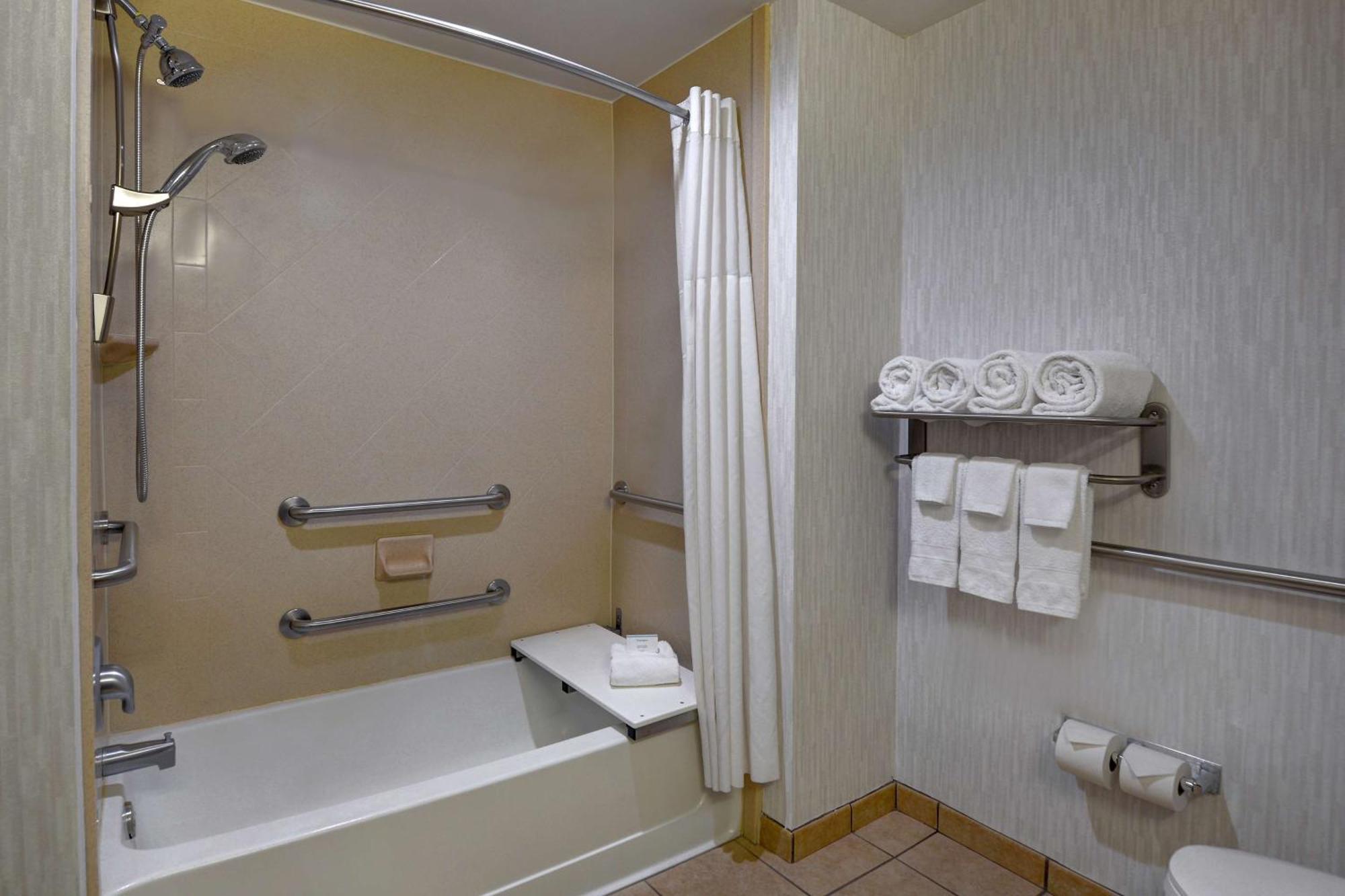 Hampton Inn & Suites Birmingham-Hoover-Galleria Экстерьер фото