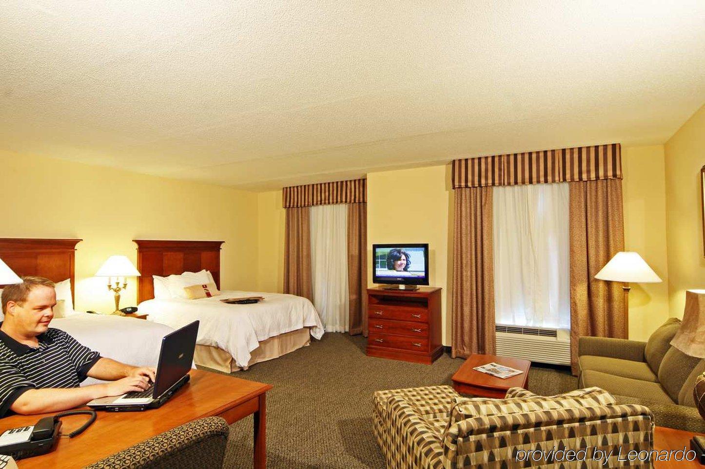 Hampton Inn & Suites Birmingham-Hoover-Galleria Номер фото